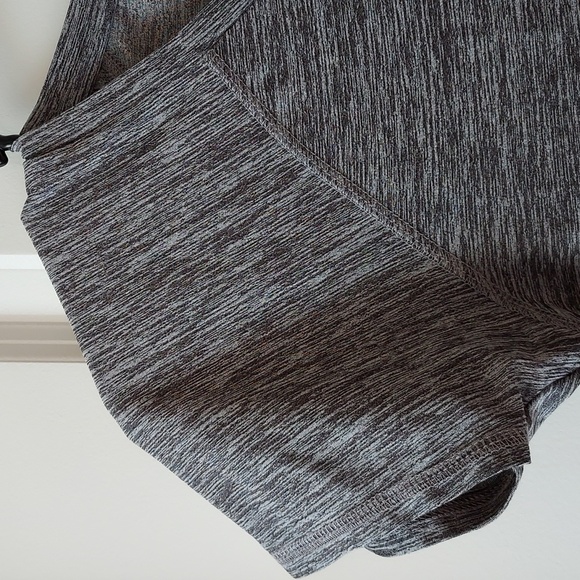 Leg3nd short sleeve top black white small - Picture 2 of 8